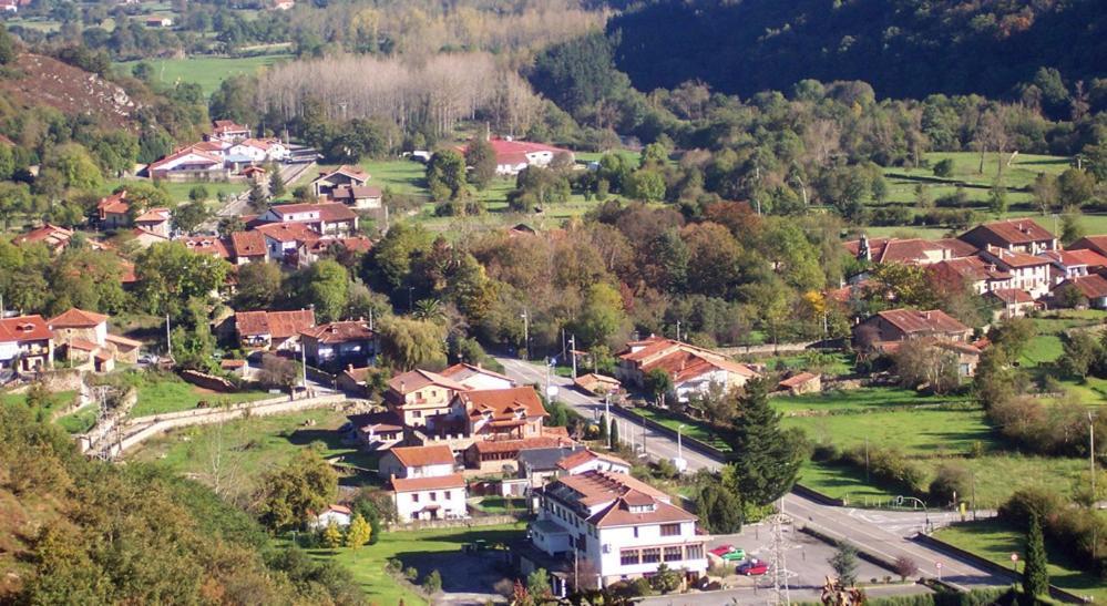 Casa Rural Caborzal Renedo De Cabuerniga Eksteriør billede